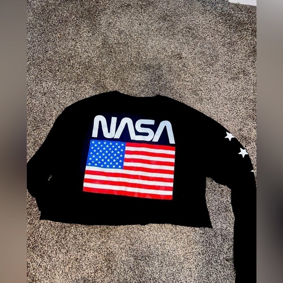 Pacsun Cropped "NASA" Tee Shirt in black size large - Picture 4 of 5